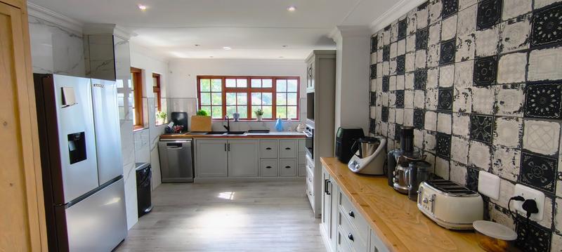 7 Bedroom Property for Sale in Wilderness Western Cape